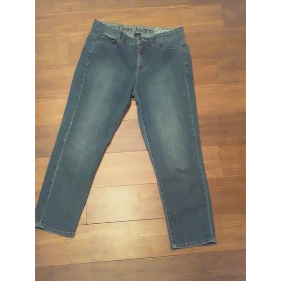 Calvin Klein  Shape Women's Jeans Straight Size 8 Light Wash High Rise Cropped - Picture 1 of 4